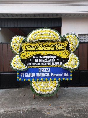 Papan Bunga Duka di Maitara Selatan