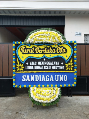 Papan Bunga Duka di Maitara Selatan